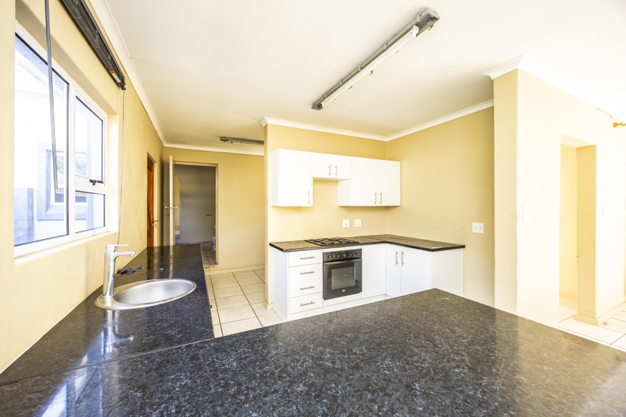 4 Bedroom Property for Sale in Cambridge West Eastern Cape
